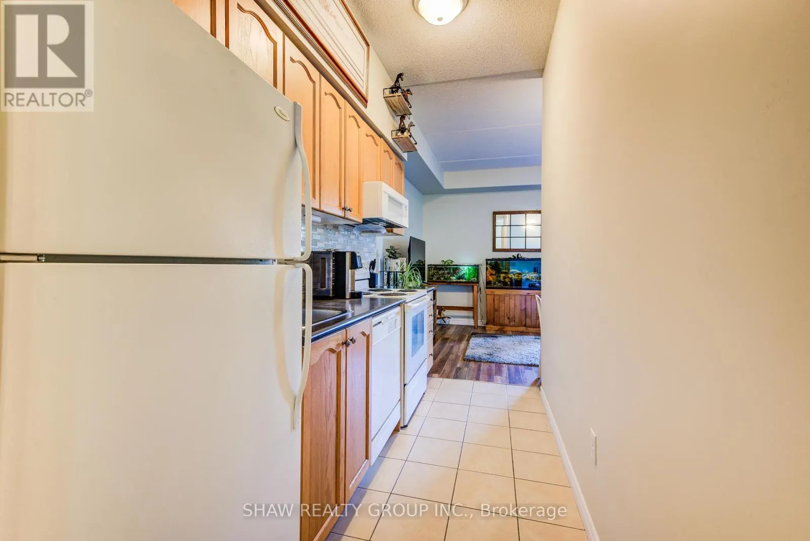 118 - 308 WATSON PARKWAY