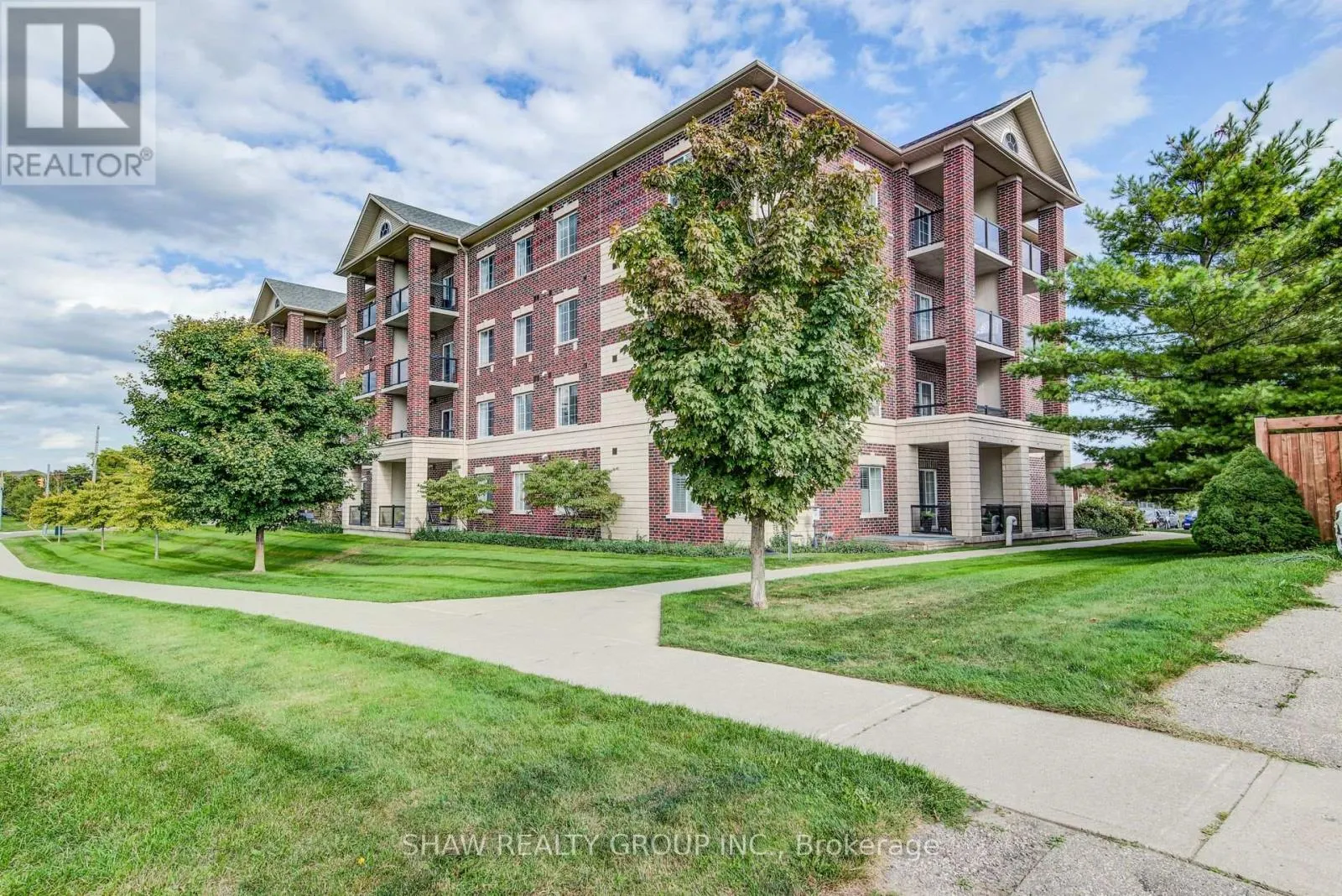 118 - 308 WATSON PARKWAY