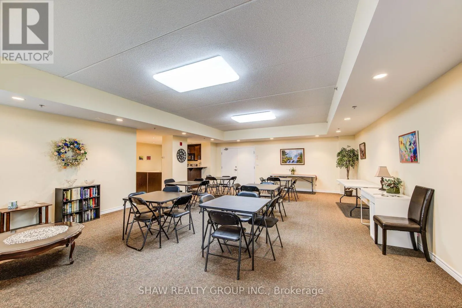 118 - 308 WATSON PARKWAY