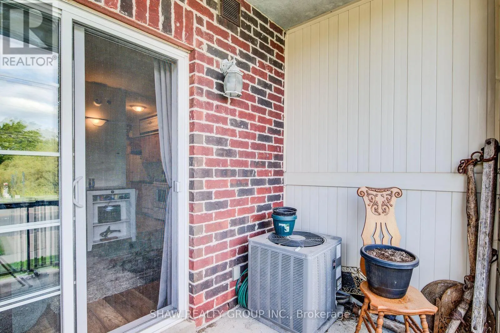 118 - 308 WATSON PARKWAY