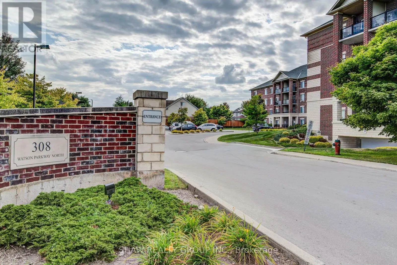 118 - 308 WATSON PARKWAY