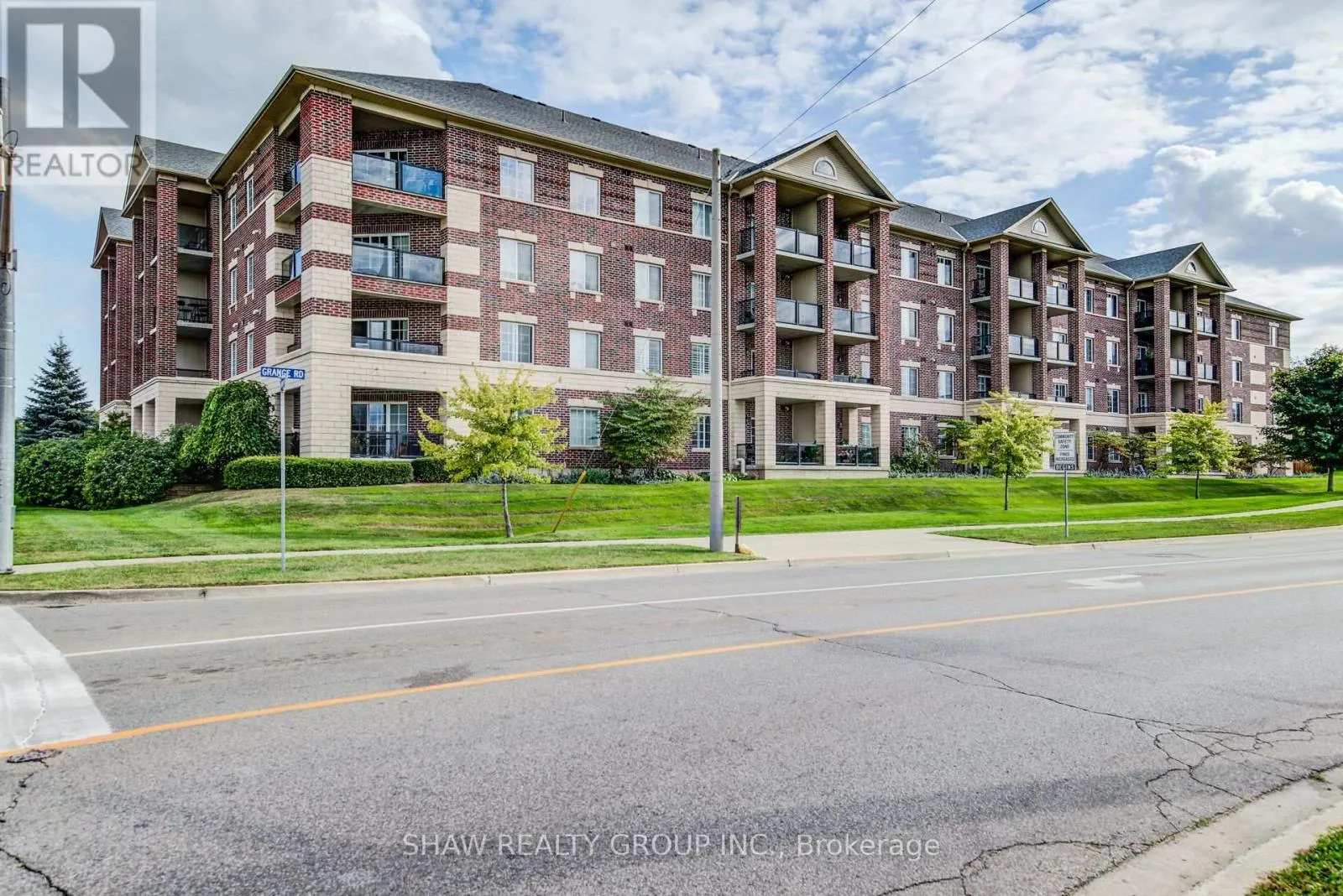 118 - 308 WATSON PARKWAY
