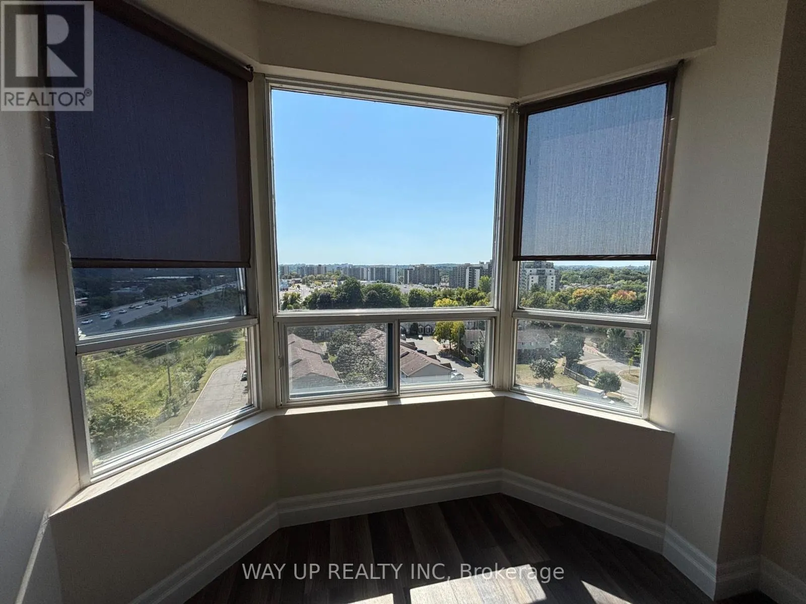 904 - 30 CHAPMAN COURT, #904