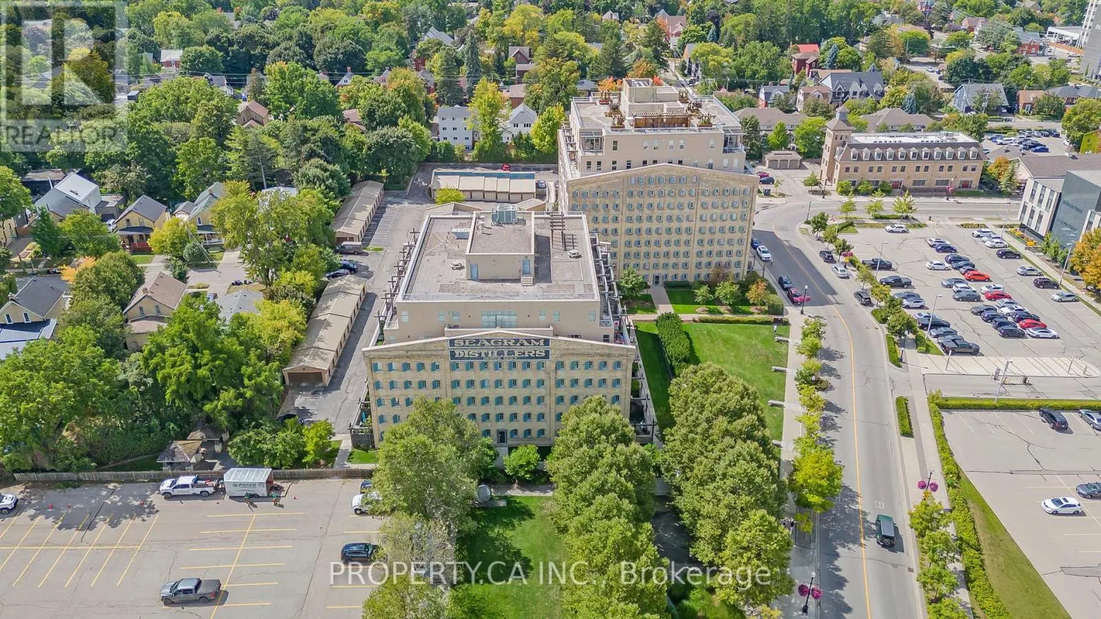 110 - 5 FATHER DAVID BAUER DRIVE