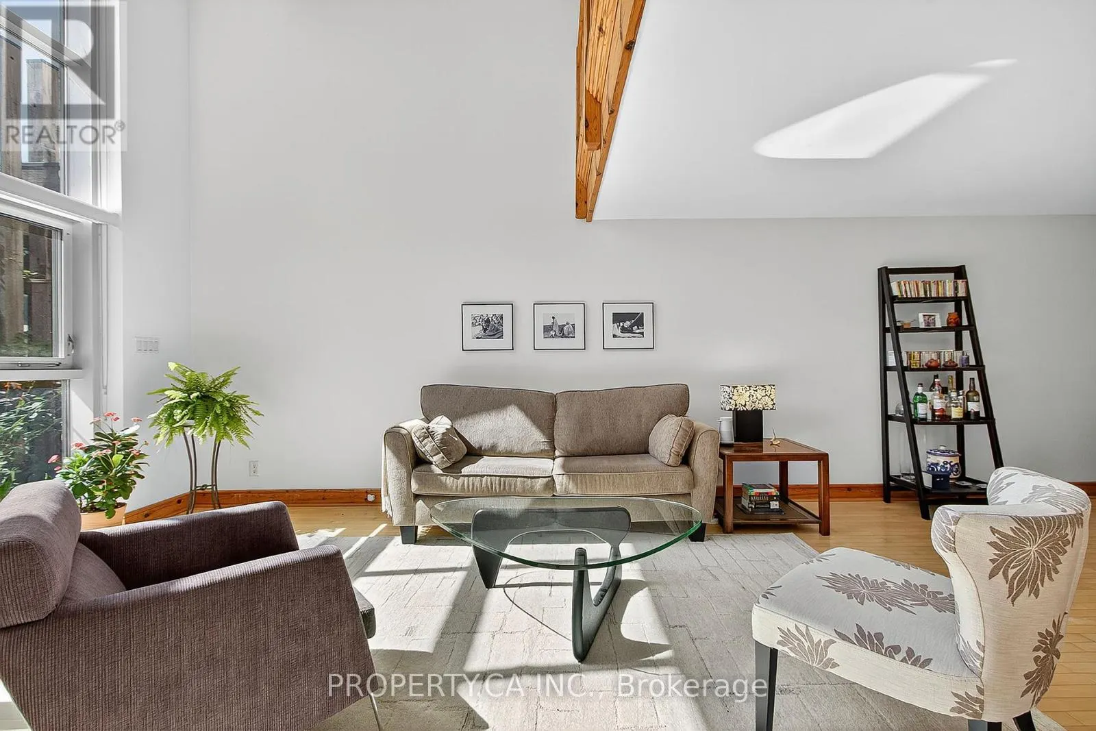 110 - 5 FATHER DAVID BAUER DRIVE