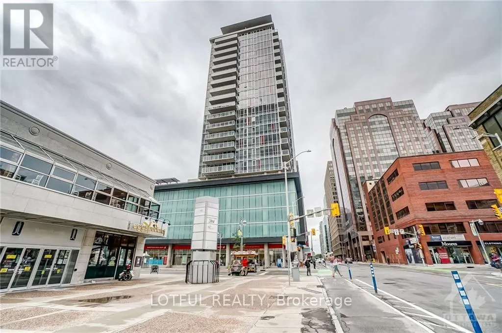 1002 - 324 LAURIER AVE STREET W