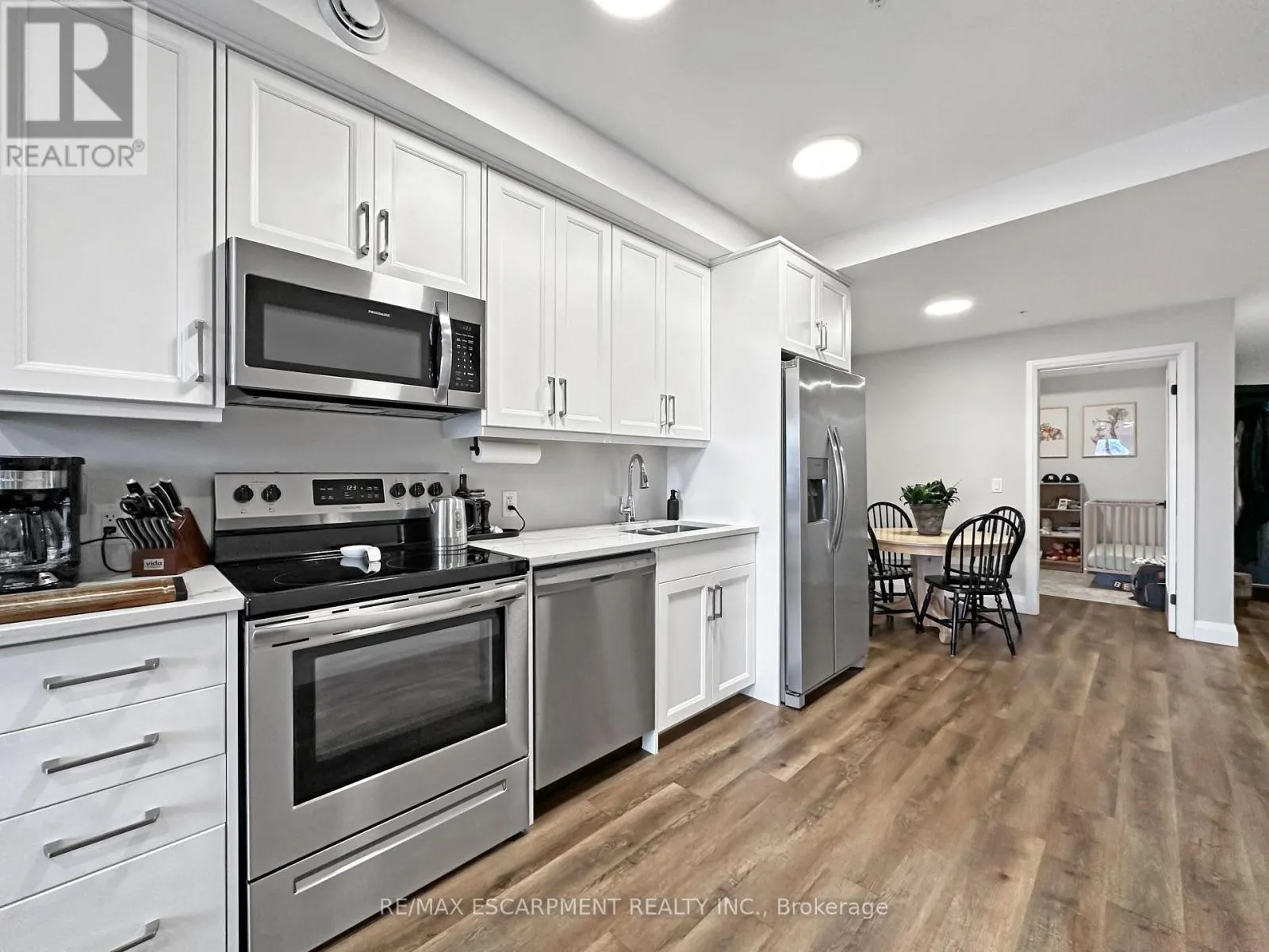 309 - 64 MAIN STREET N