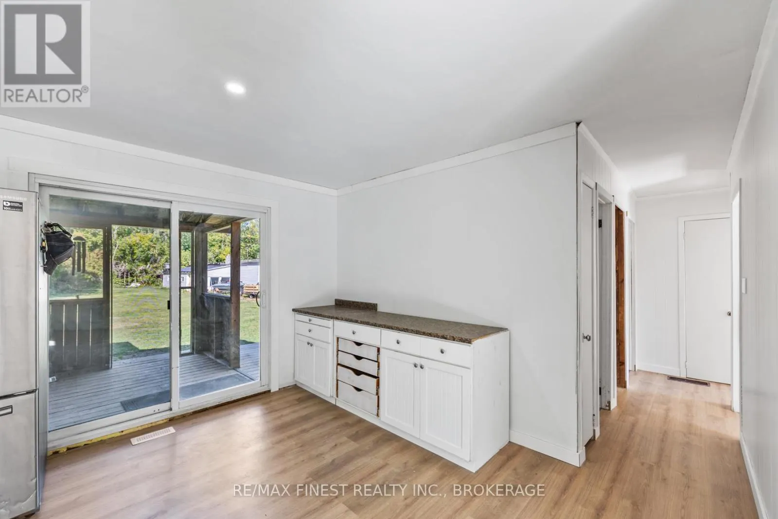 1523 LAKE ROAD