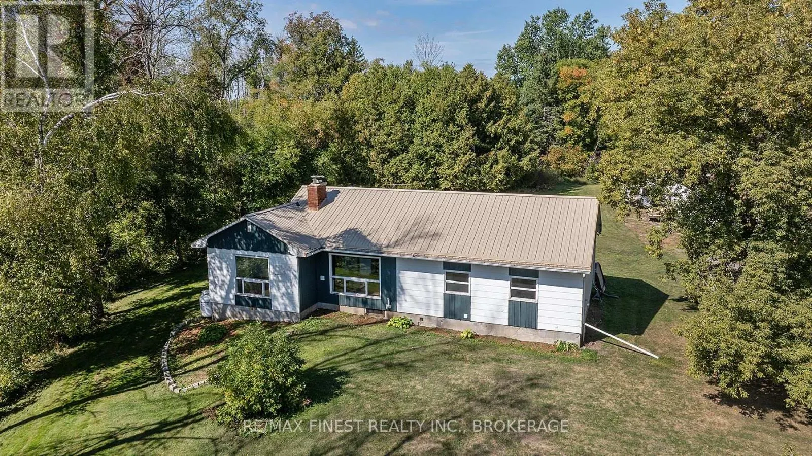 1523 LAKE ROAD