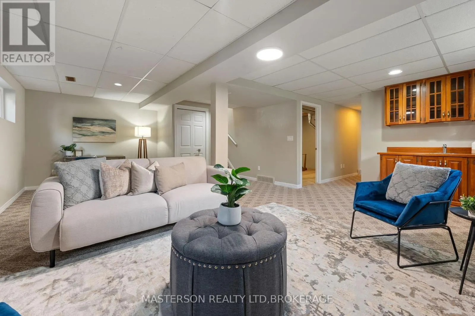 1 CABOT COURT