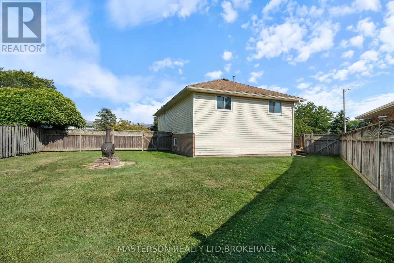 1 CABOT COURT