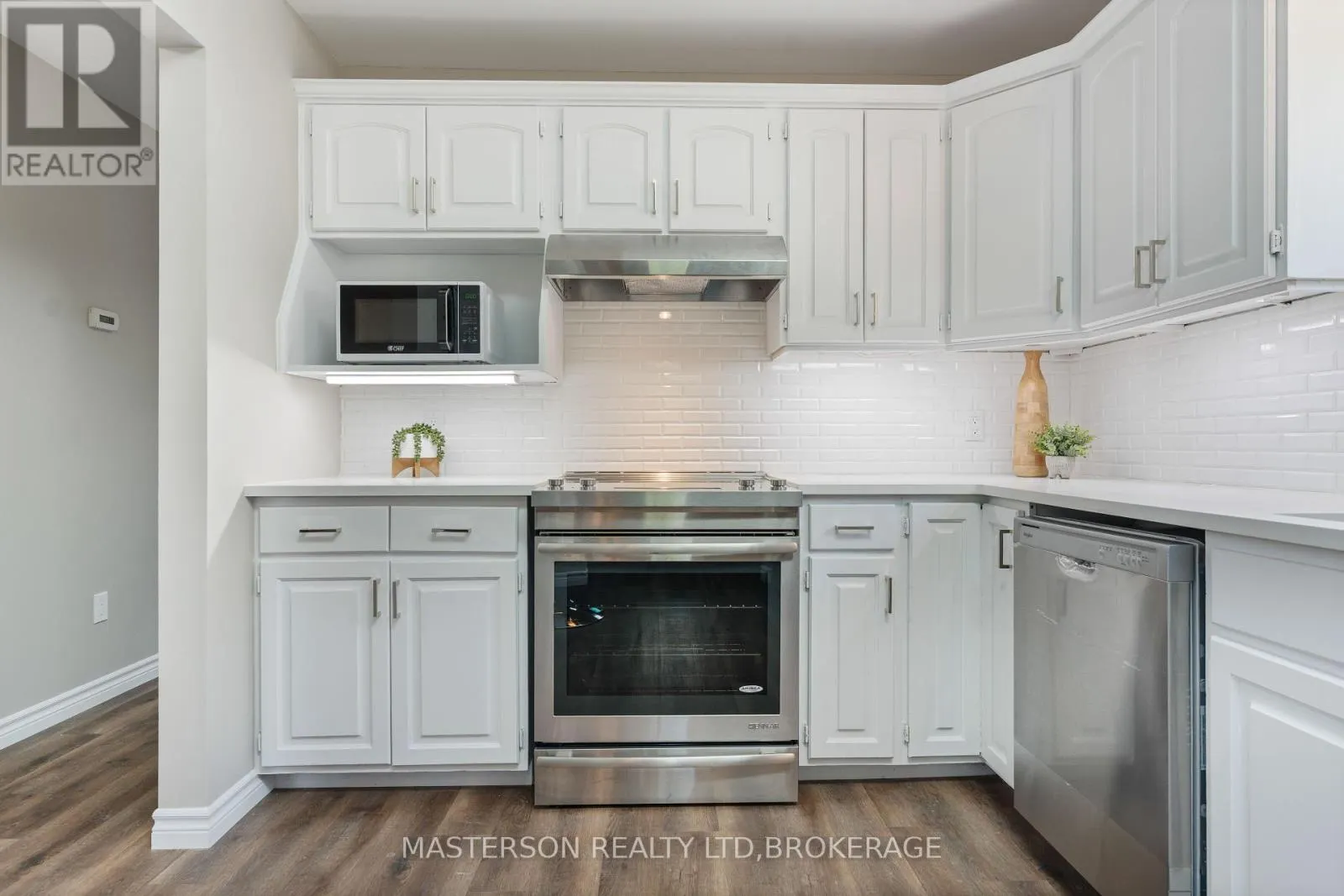 1 CABOT COURT