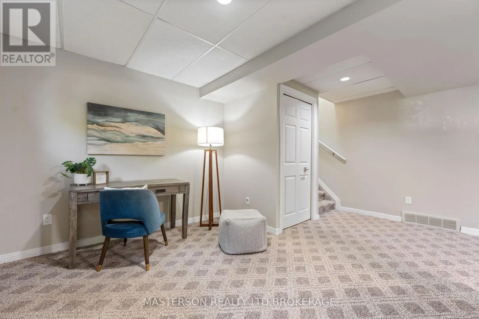 1 CABOT COURT