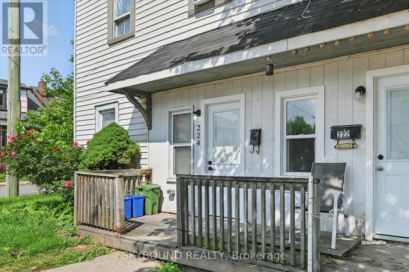 224 ROSSLYN AVENUE N