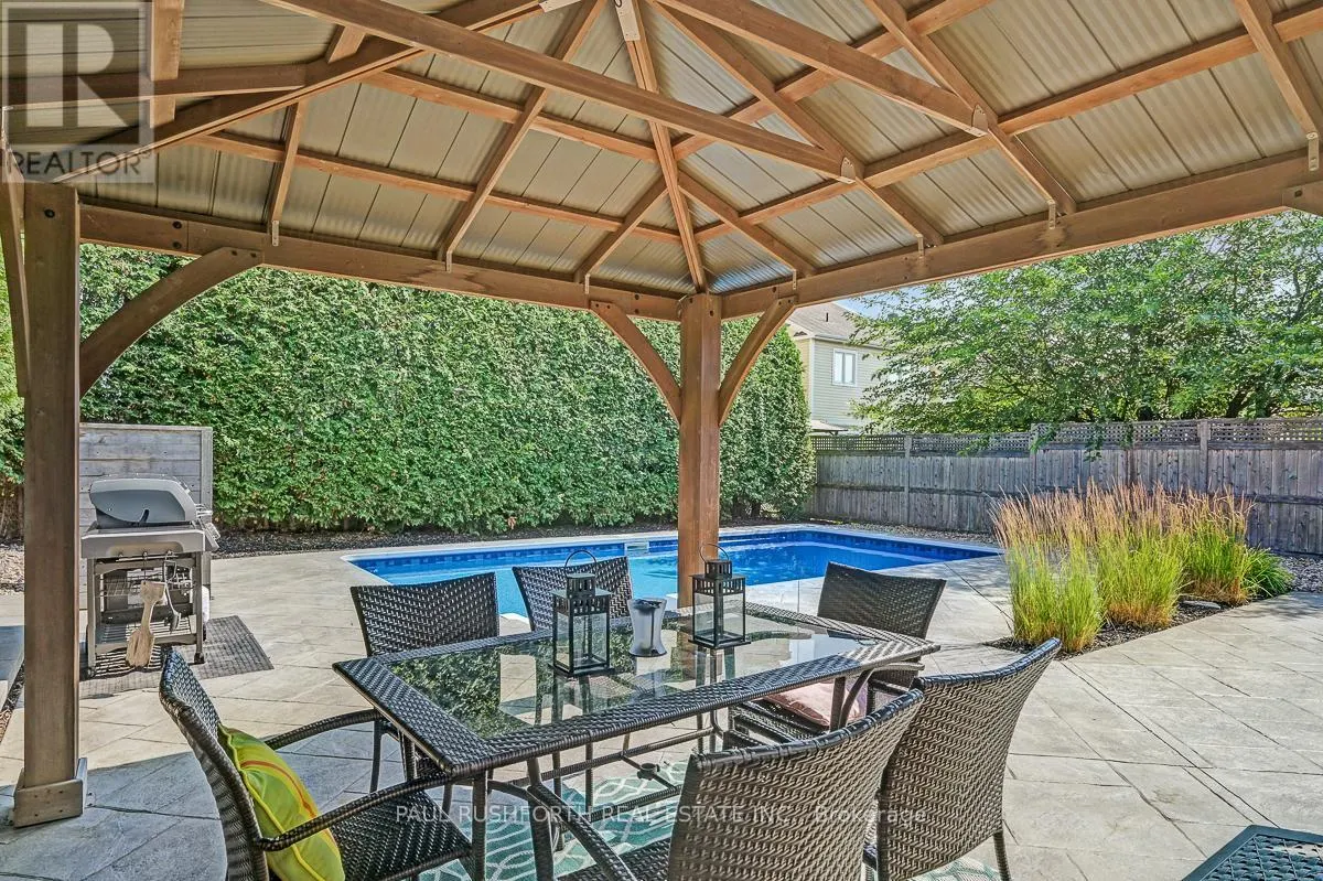 34 APPLE CREEK CRESCENT