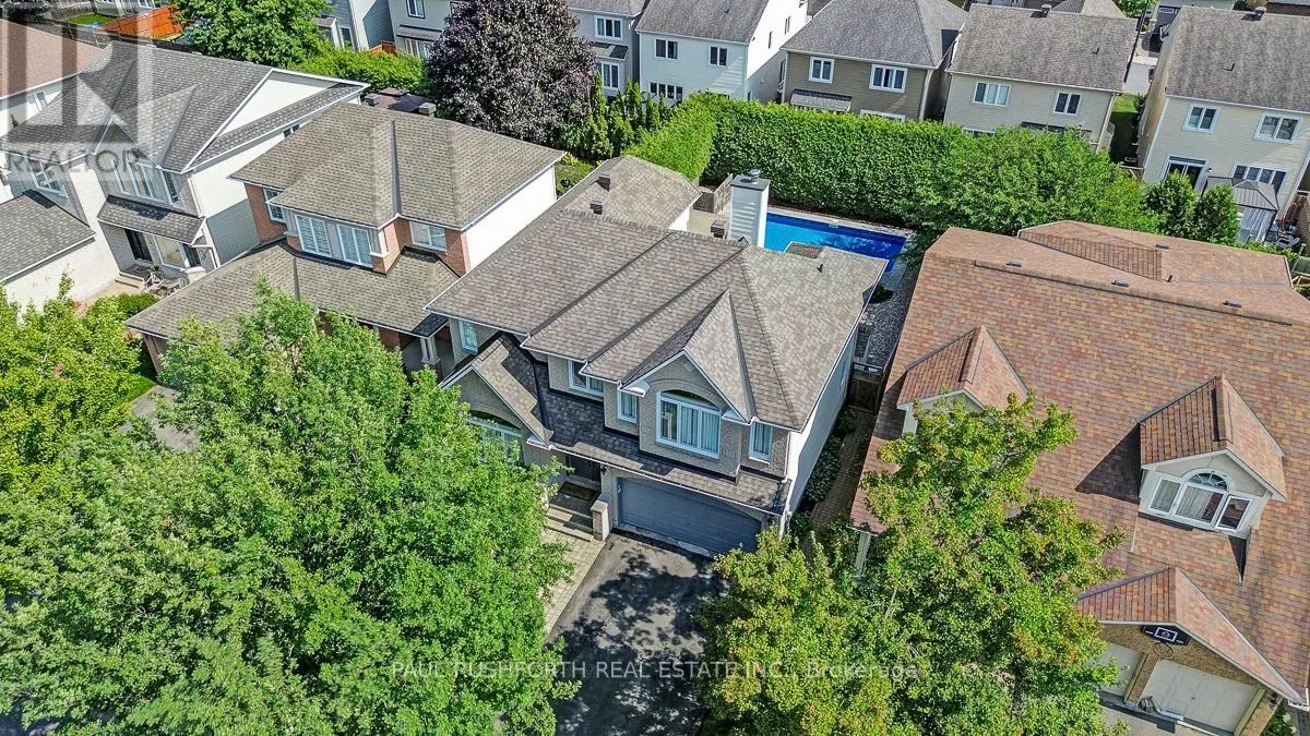 34 APPLE CREEK CRESCENT