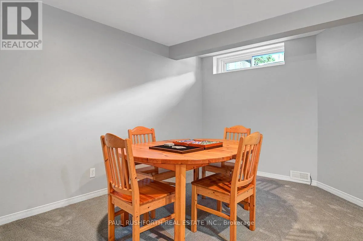 34 APPLE CREEK CRESCENT