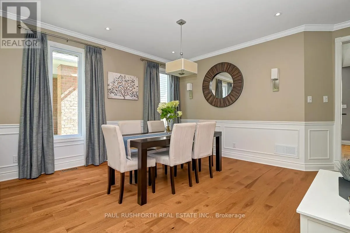 34 APPLE CREEK CRESCENT