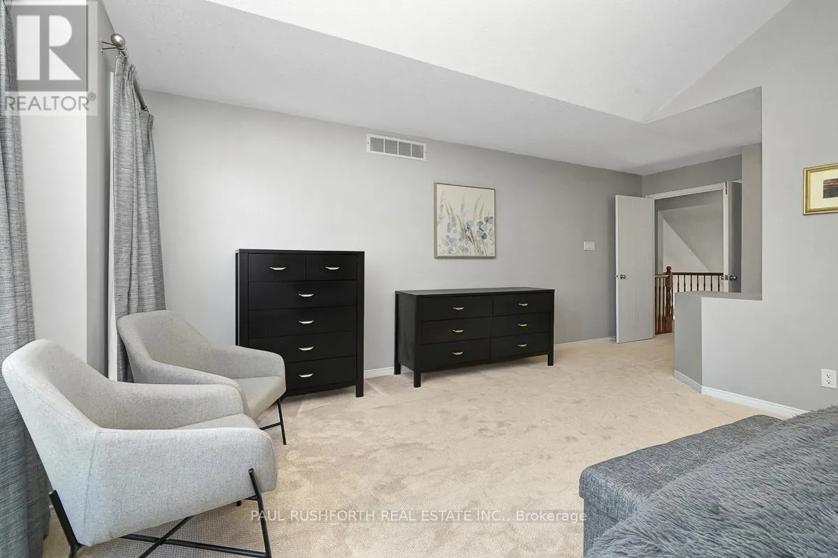 34 APPLE CREEK CRESCENT