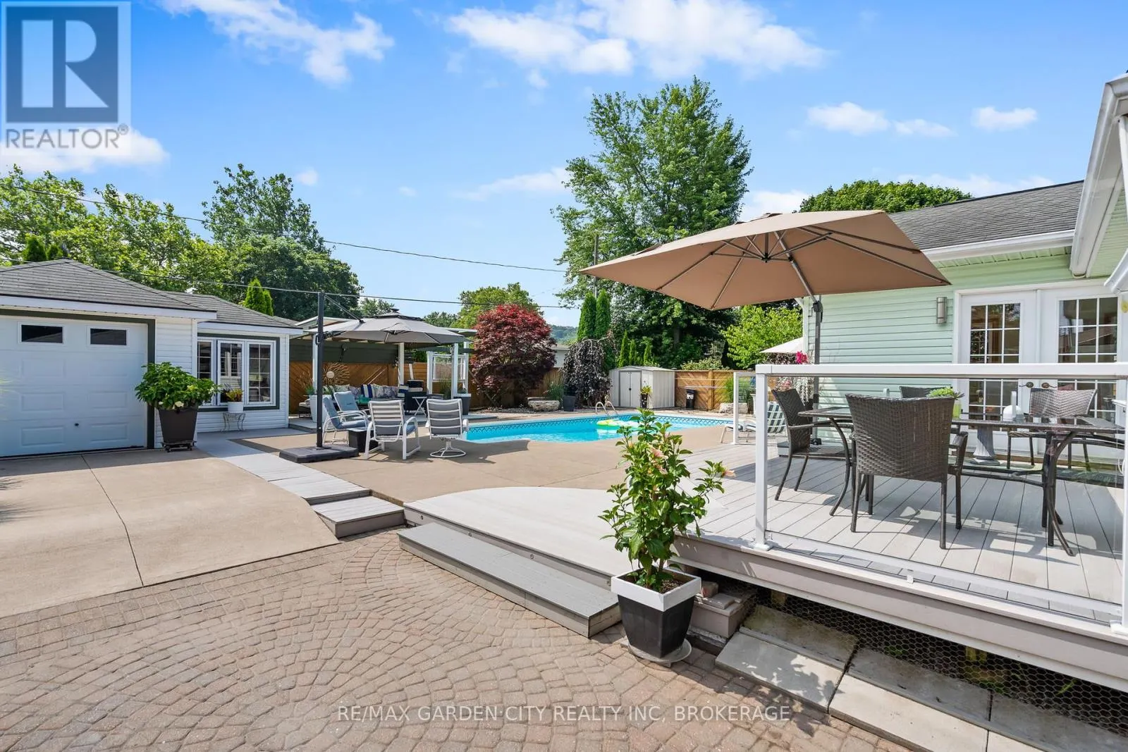 227 RIVERVIEW BOULEVARD
