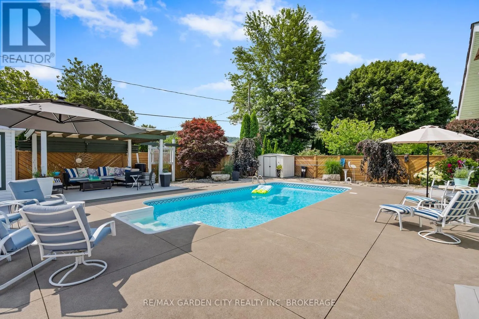 227 RIVERVIEW BOULEVARD