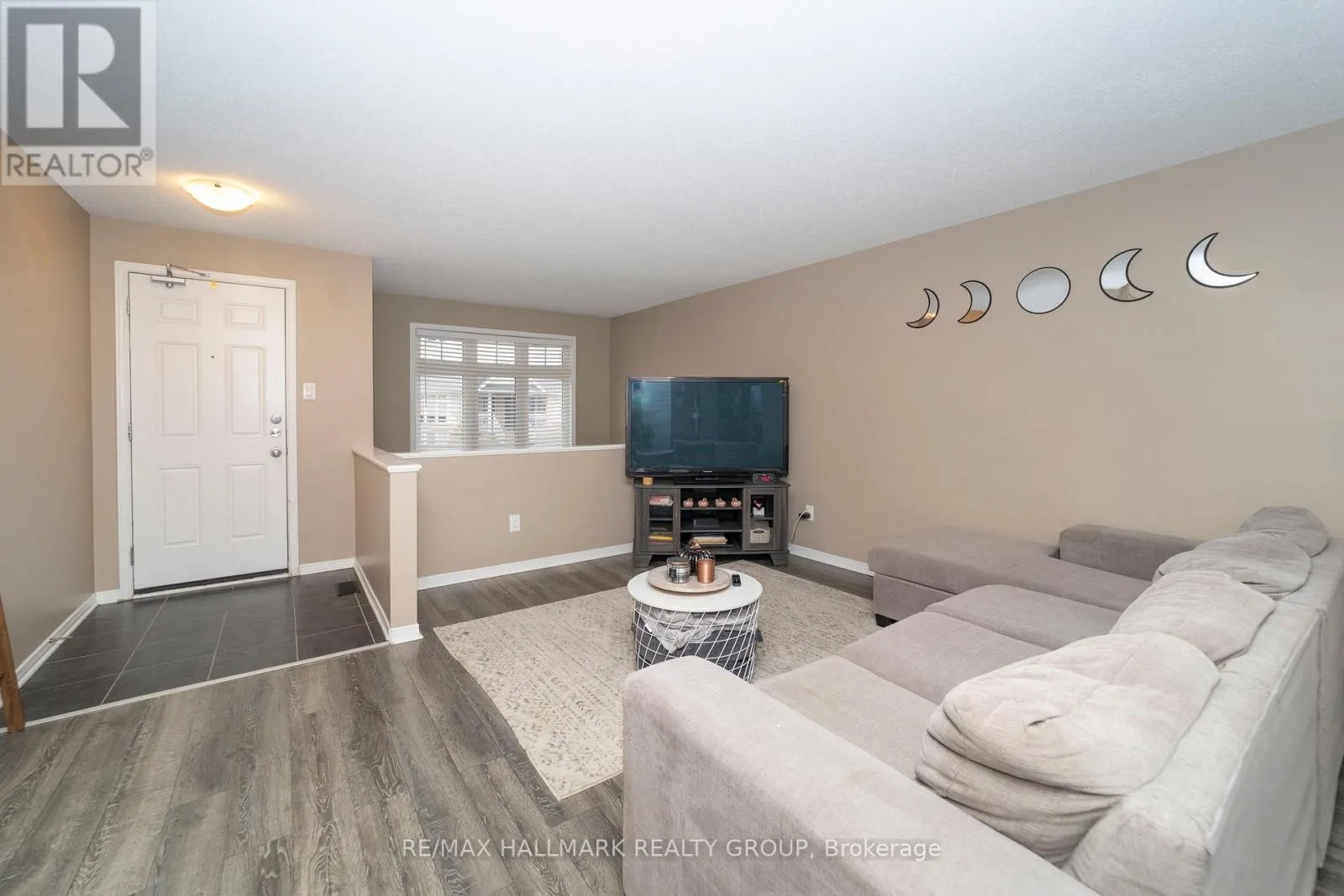 12 - 309 GALSTON PRIVATE