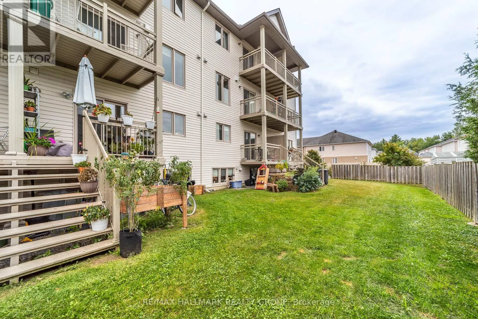 12 - 309 GALSTON PRIVATE