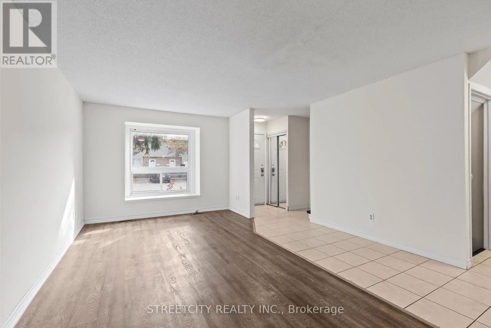36 - 577 THIRD STREET, #36