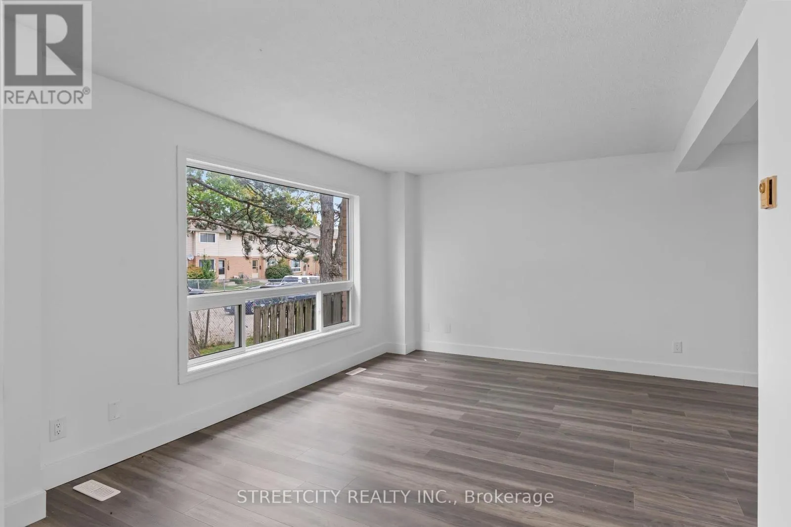 59 - 550 SECOND STREET, #59