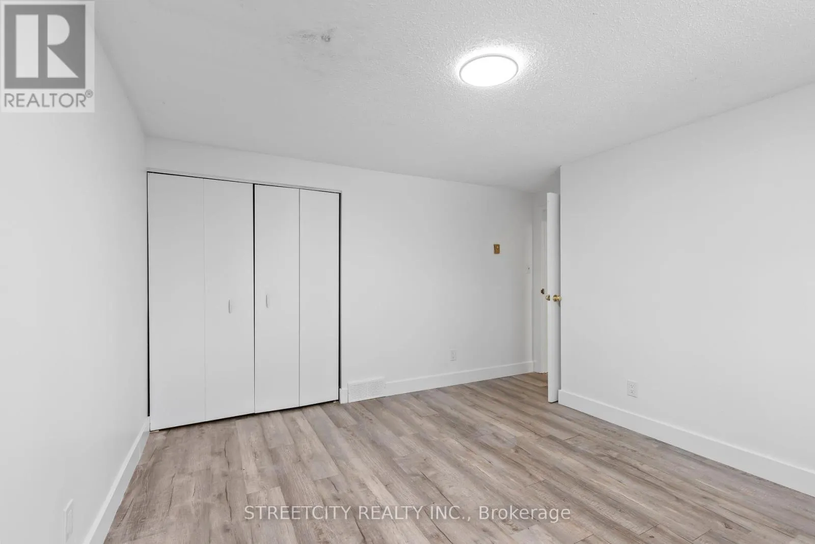 59 - 550 SECOND STREET, #59