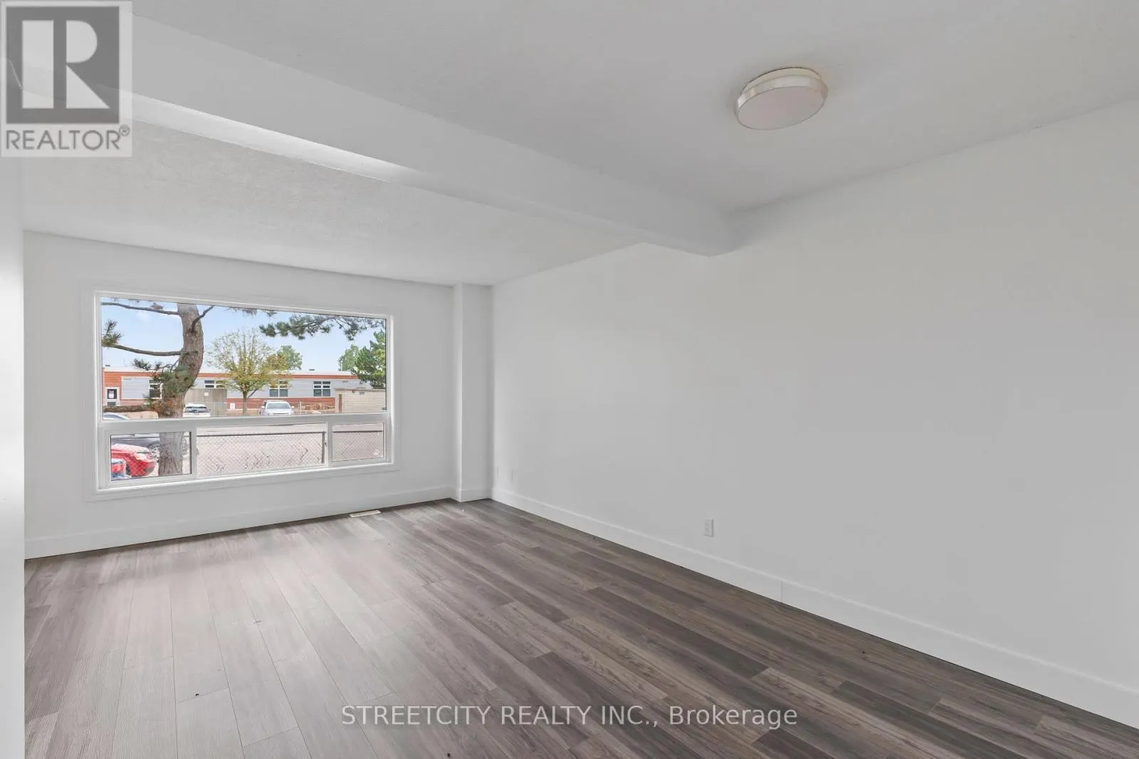 59 - 550 SECOND STREET, #59