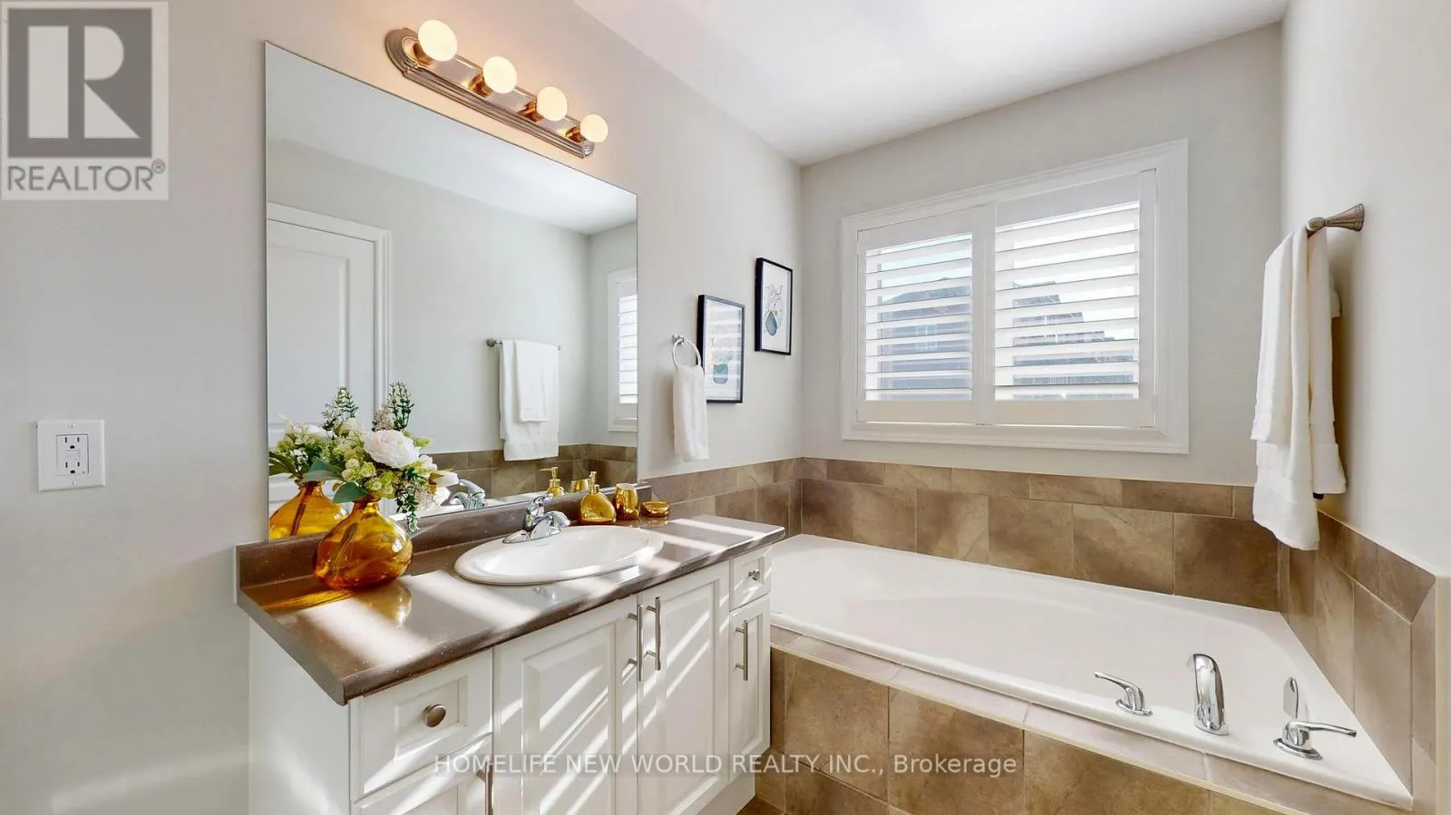 103 CHARLESWOOD CRESCENT