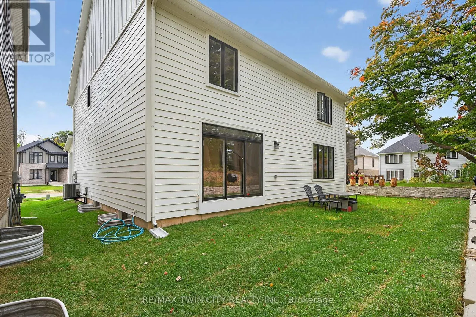 209 JEFFREY PLACE