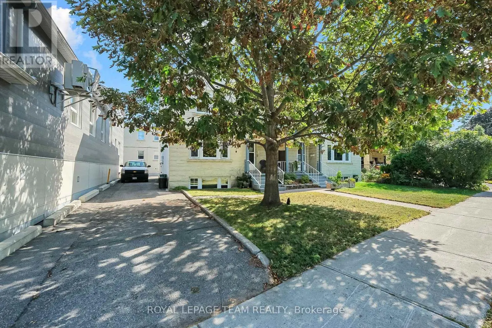 2 - 1089 NORTH RIVER ROAD