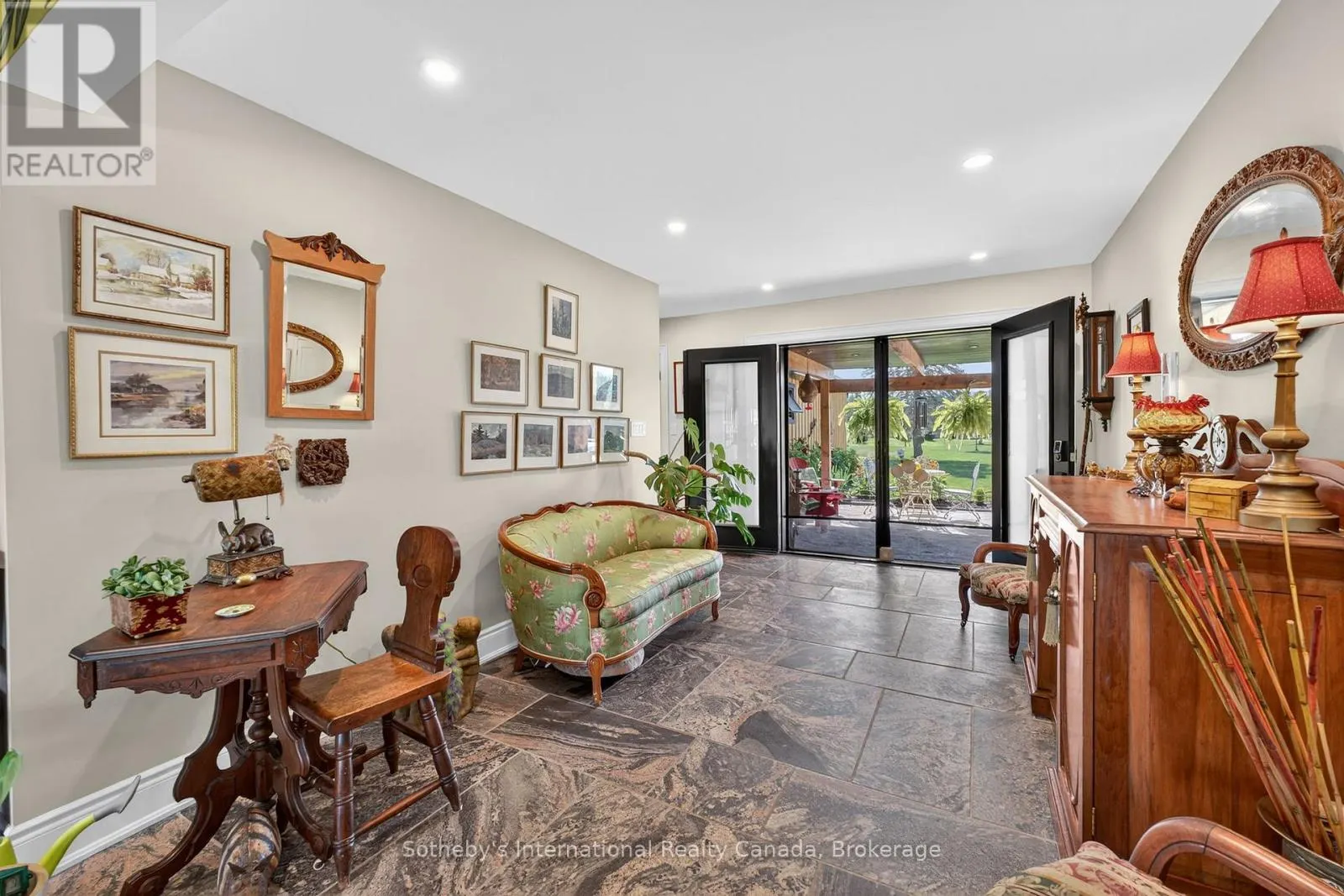 1082 BEAUMONT FARM ROAD