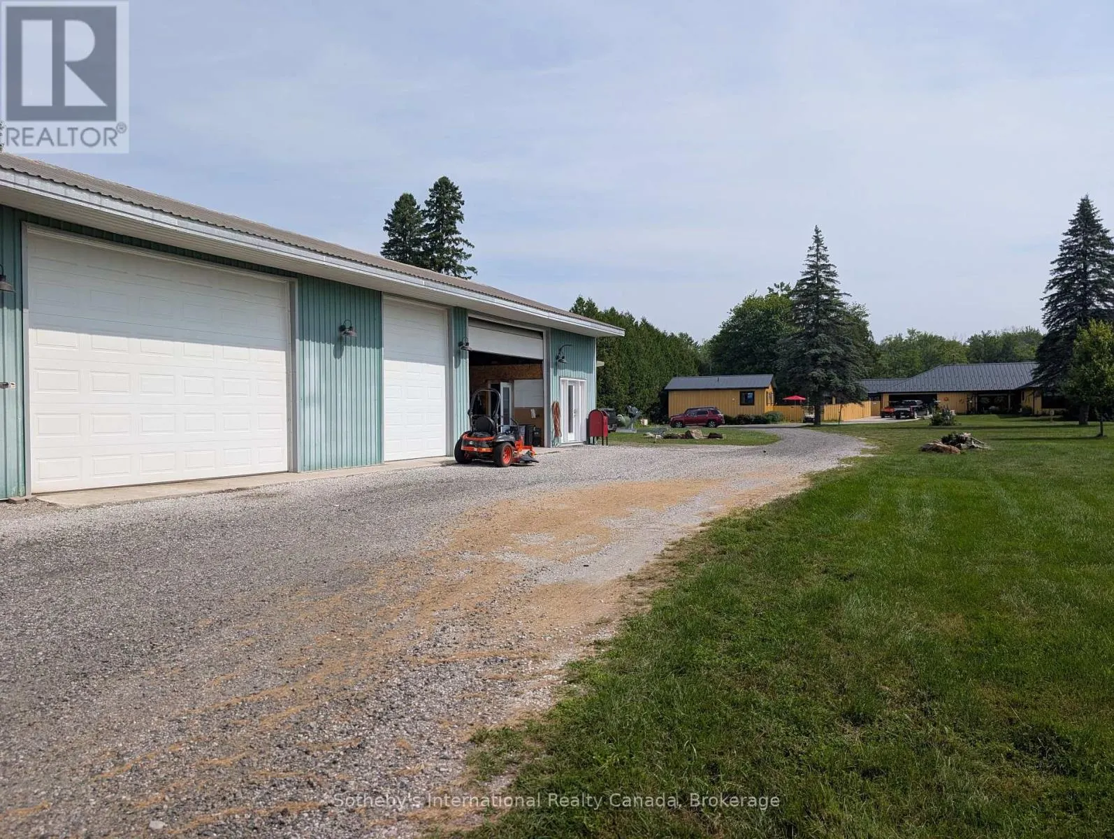 1082 BEAUMONT FARM ROAD