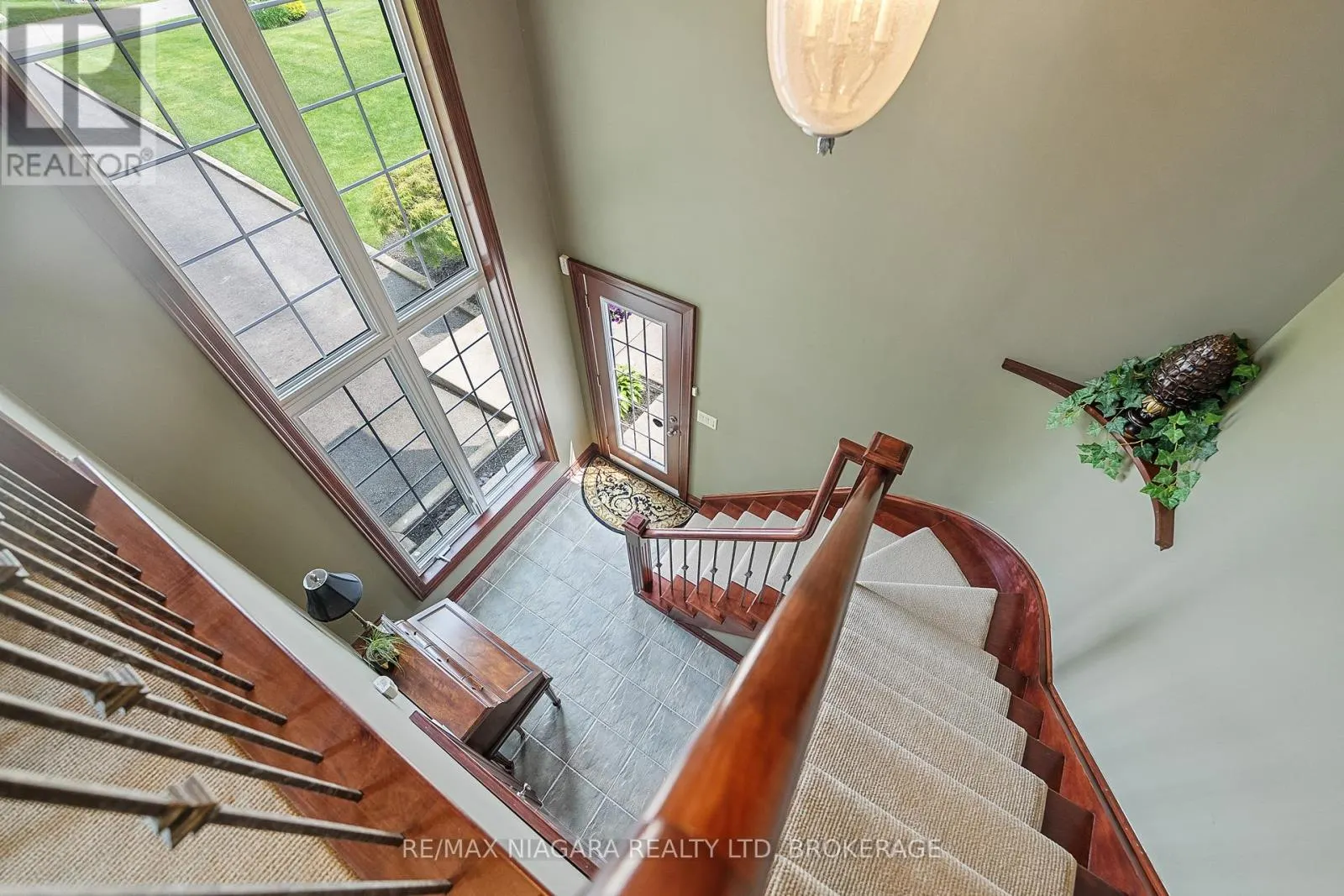 4618 SANDY COVE DRIVE