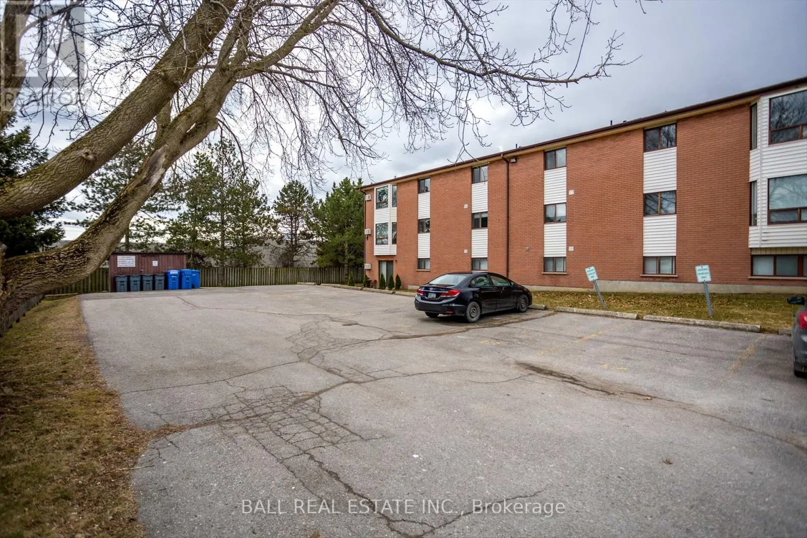 304 - 1429 CLEARVIEW DRIVE, #304