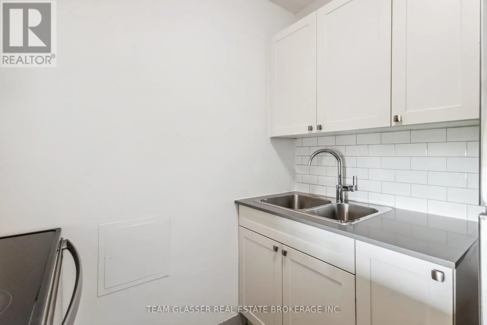 711 - 21 KING STREET, #711