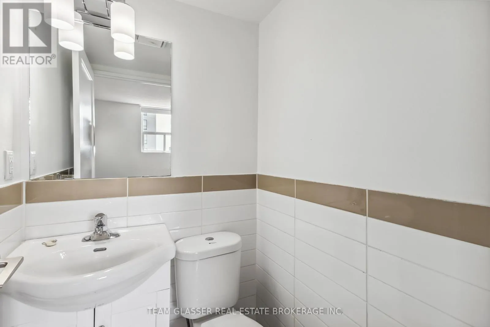711 - 21 KING STREET, #711