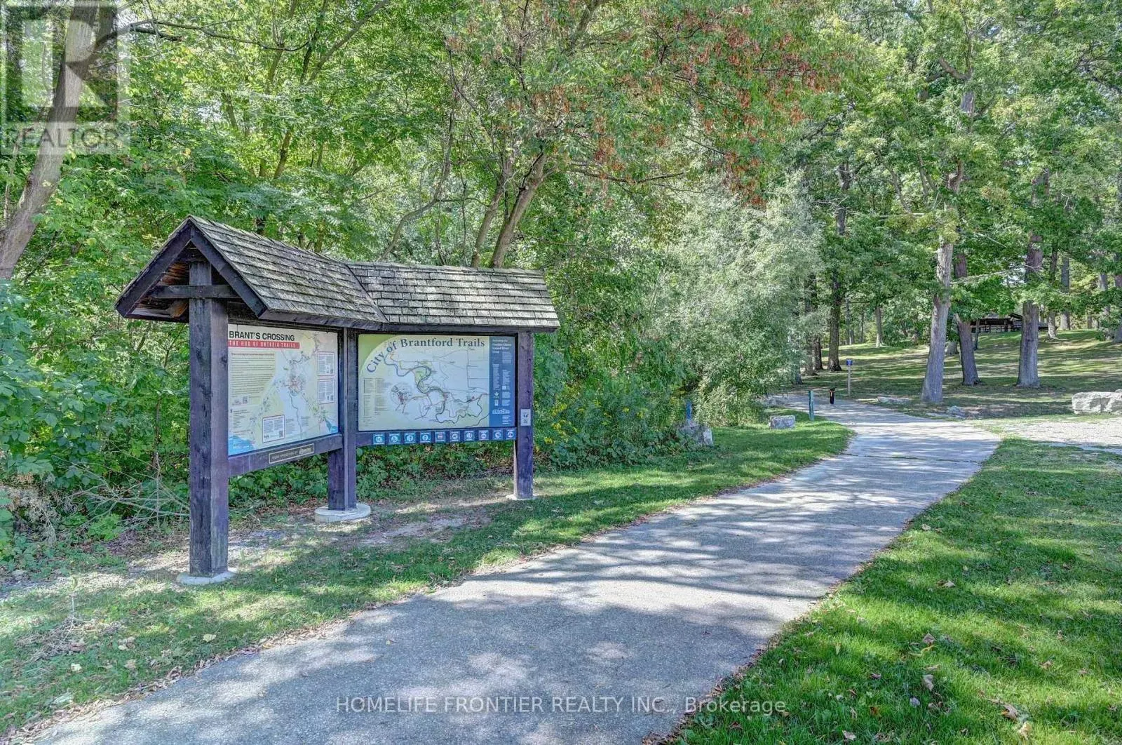 121 FOREST ROAD