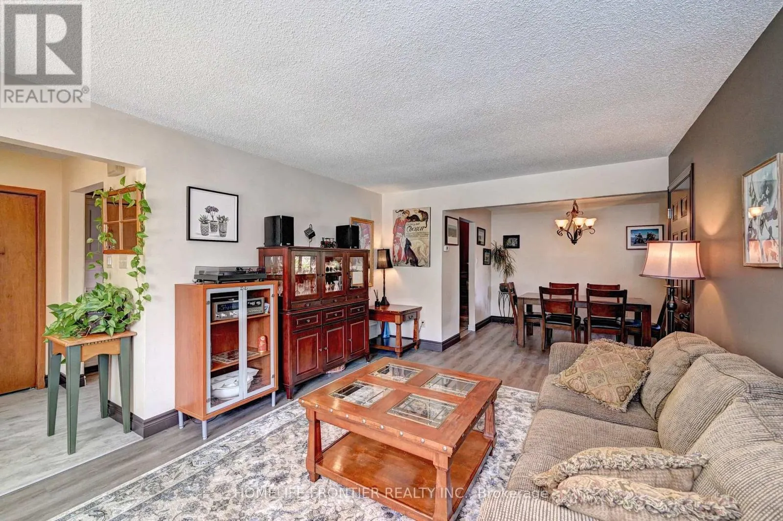 121 FOREST ROAD