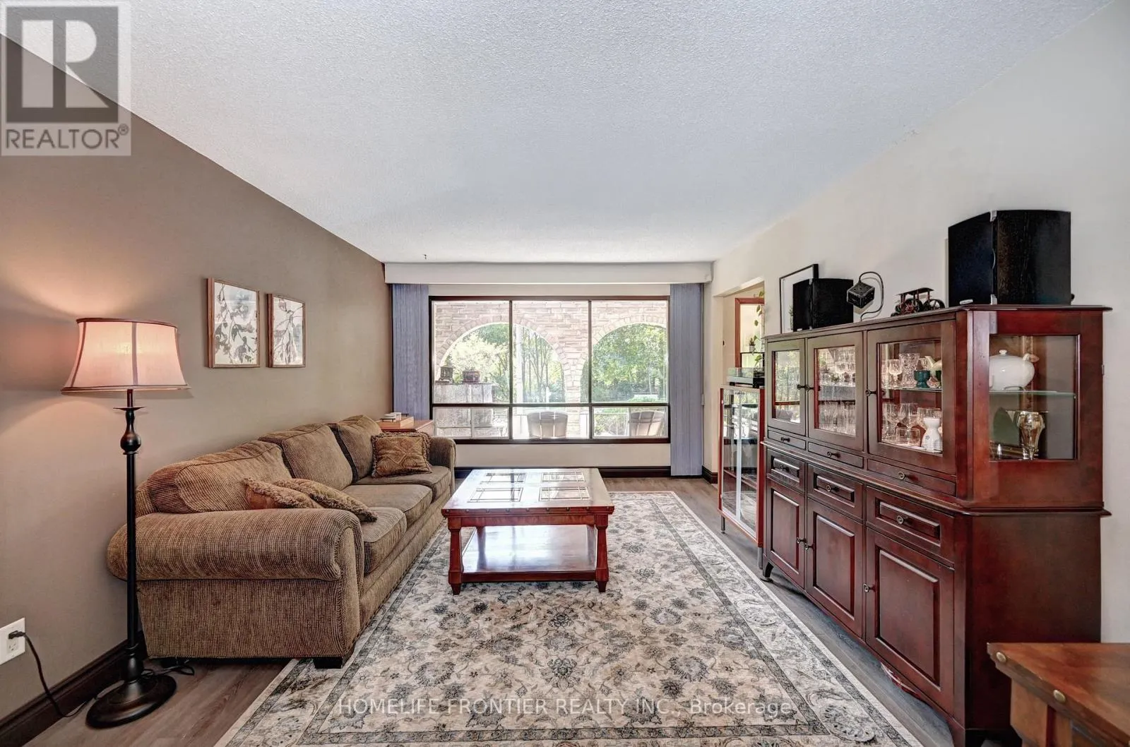 121 FOREST ROAD