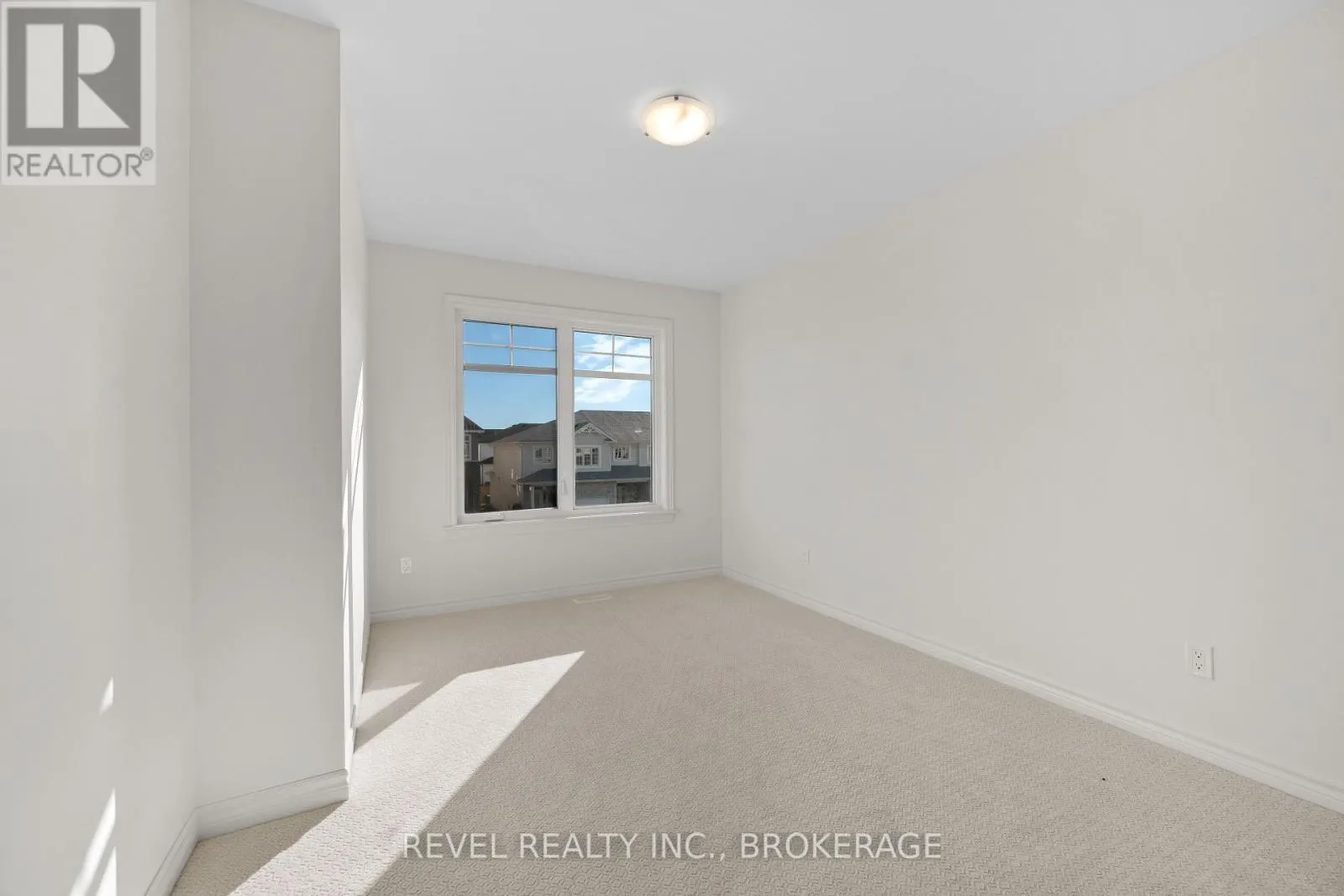 1513 SCARLET STREET