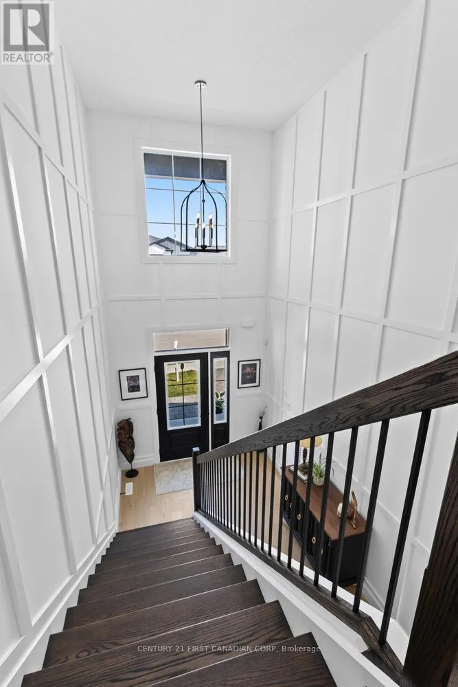1907 FOUNTAIN GRASS DRIVE