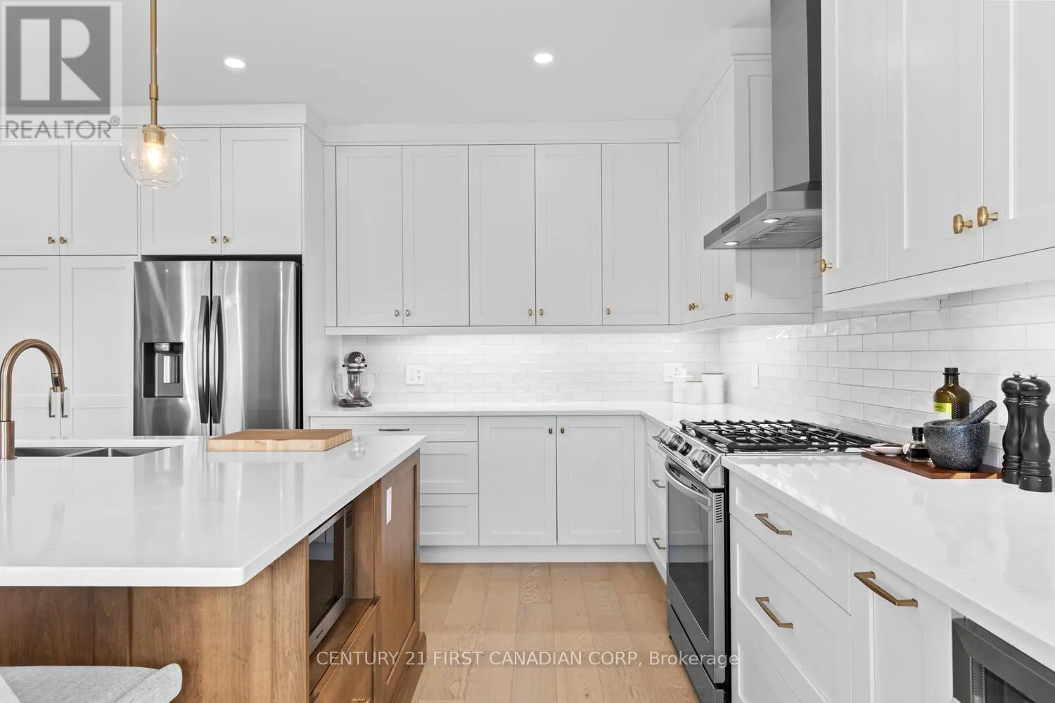 1907 FOUNTAIN GRASS DRIVE