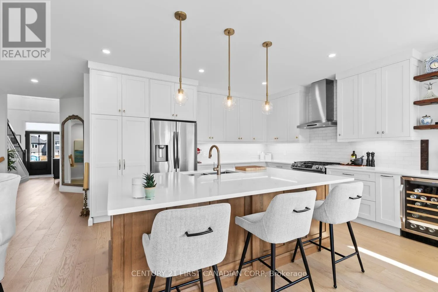 1907 FOUNTAIN GRASS DRIVE