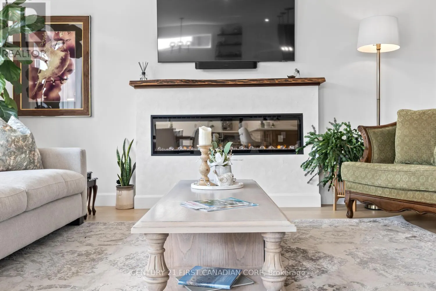 1907 FOUNTAIN GRASS DRIVE