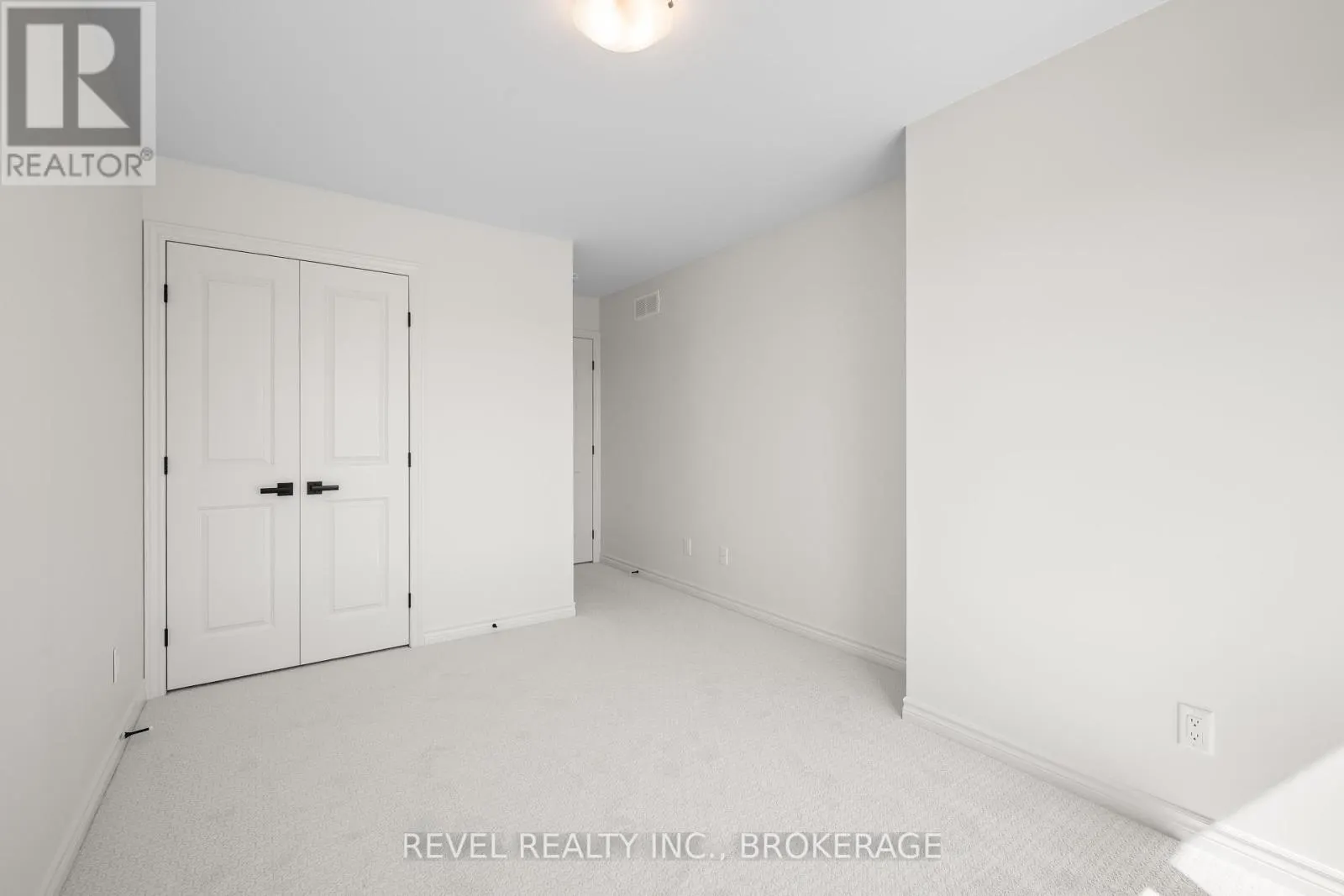 456 BUCKTHORN DRIVE