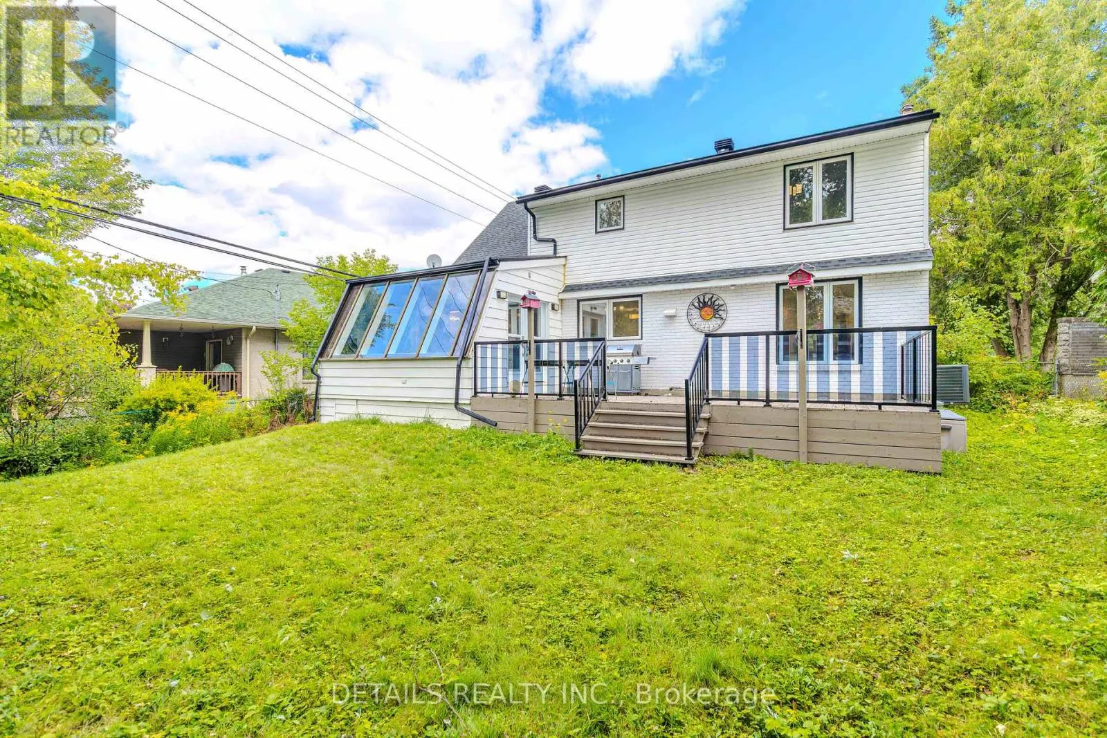 20 TRILLIUM AVENUE E